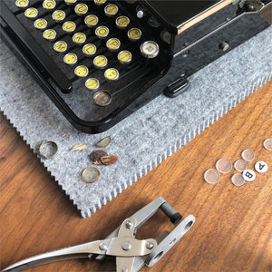 Hello QWERTY Typewriter Keyring Pliers Kit