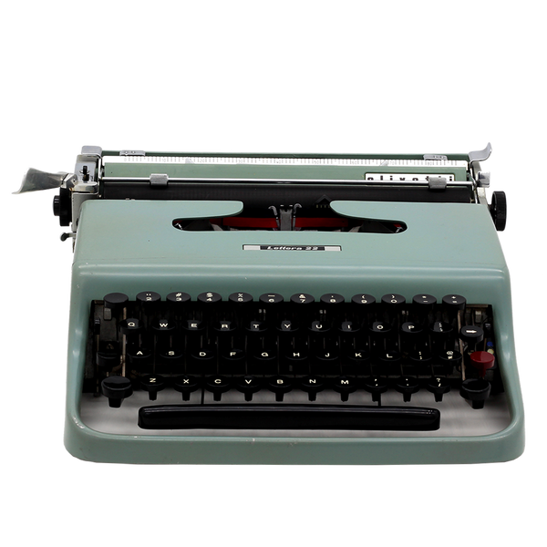 Olivetti Lettera 22 タイプライター ミントグリーン 1957 Olivetti Lettera 22 – Charlie Foxtrot